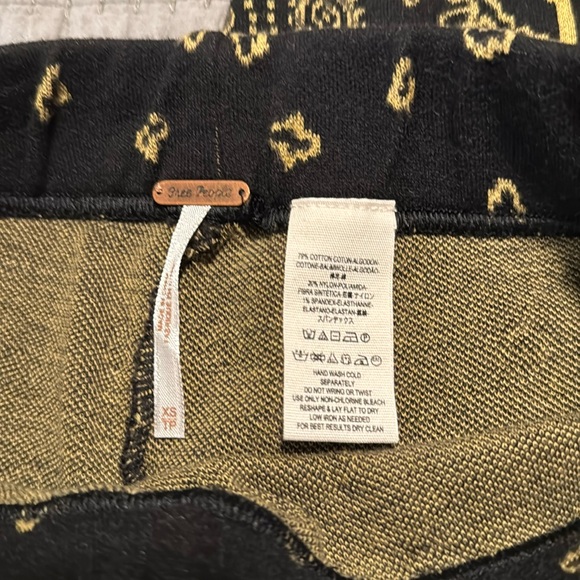 Free People COME AS YOU ARE Paisley Sweater Leggings XS - Picture 4 of 5